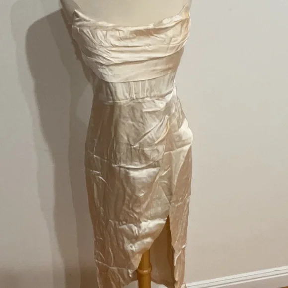 Bardot Elio Corset Dress in Gold & Ivory, Size: 6 - Picture 6 of 9